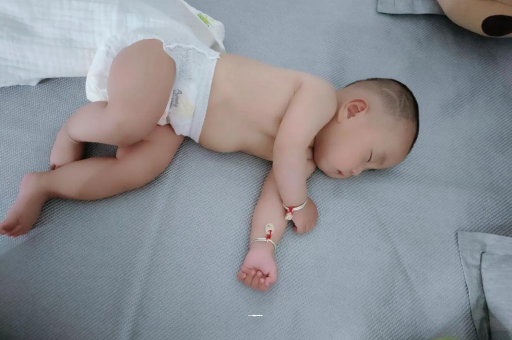 灌云怀孕多久肚子会胀气